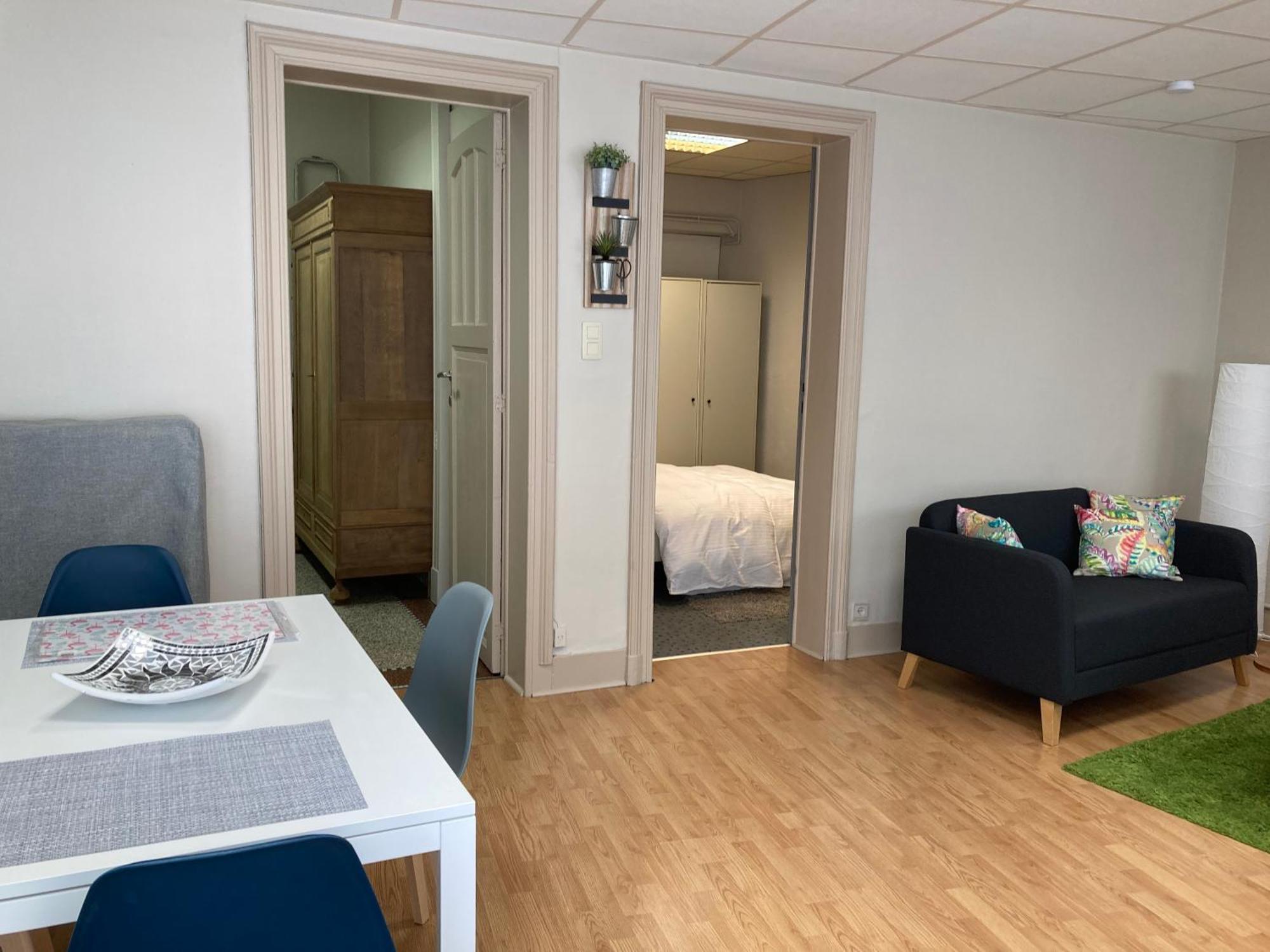 Gite D'Avalon Appartement 5 ดีน็อง ภายนอก รูปภาพ